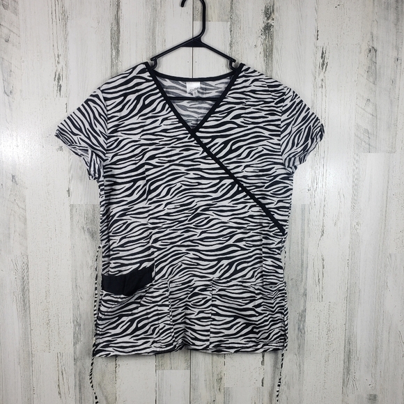 B scrubs black and white zebra print scrub top women's size medium - Picture 1 of 10